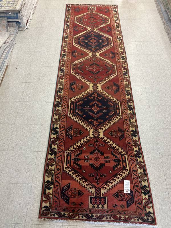 Rug Design: Heriz Persian Rug#: 110255 Rug Size: 3.1 ft x11.6 ft Rug Design: Heriz Persian Rug#: 110255 Rug Size: 3.1 ft x11.6 ft