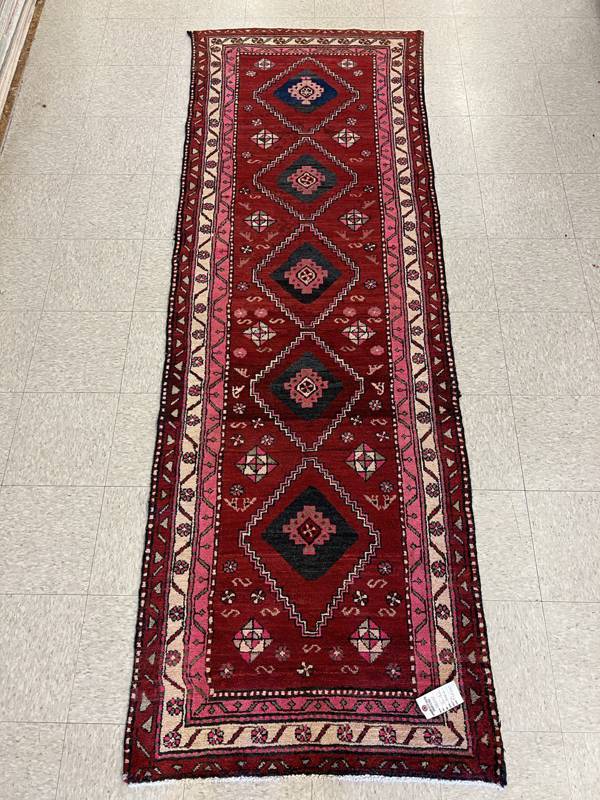 Rug Design: Heriz Persian Rug#: 110297 Rug Size: 3.1 ft x9.2 ft Rug Design: Heriz Persian Rug#: 110297 Rug Size: 3.1 ft x9.2 ft