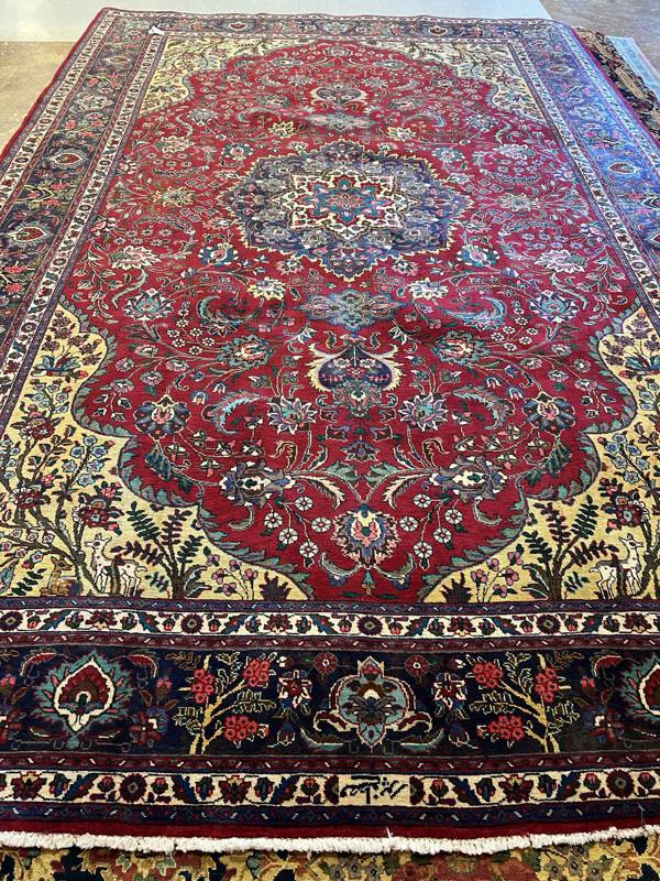 Rug Design: Tabriz Persian Rug#: 13400036 Rug Size: 10.2 ft x 15.7 ft Rug Design: Tabriz Persian Rug#: 13400036 Rug Size: 10.2 ft x 15.7 ft