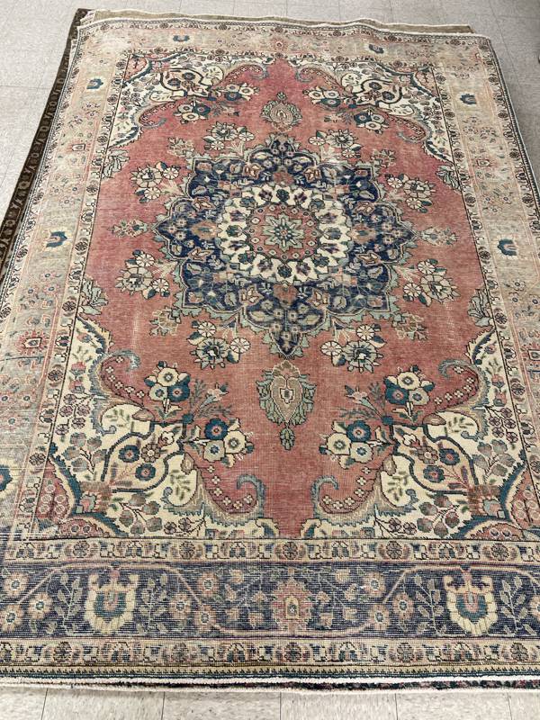 Rug Design: Tabriz Persian Rug#: 15275 Rug Size: 6.5 ft x9 ft Rug Design: Tabriz Persian Rug#: 15275 Rug Size: 6.5 ft x9 ft