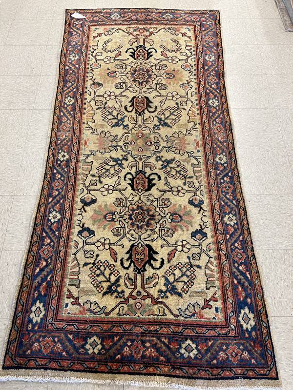 Rug Design: Hamedan Persian Rug#: 2016483 Rug Size: 3.7 ft x8.2 ft Rug Design: Hamedan Persian Rug#: 2016483 Rug Size: 3.7 ft x8.2 ft