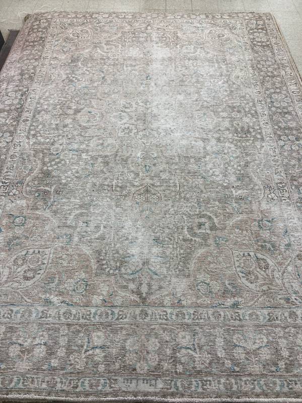 Rug Design: Tabriz Persian Rug#: 202146 Rug Size: 8 ft x 11 ft Rug Design: Tabriz Persian Rug#: 202146 Rug Size: 8 ft x 11 ft