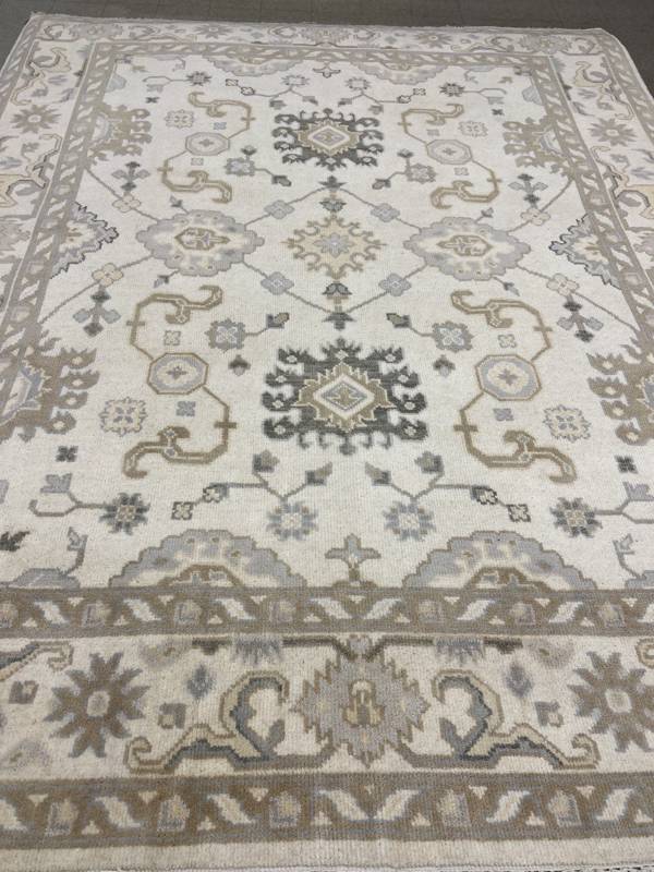 Rug Design: Oushak India Rug#: 212315 Rug Size: 8 ft x 10.1 ft Rug Design: Oushak India Rug#: 212315 Rug Size: 8 ft x 10.1 ft