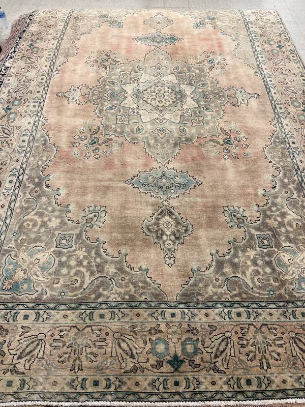 Rug Design: Tabriz Persian Rug#: 2166 Rug Size: 7.3 ft x 11.11 ft Rug Design: Tabriz Persian Rug#: 2166 Rug Size: 7.3 ft x 11.11 ft