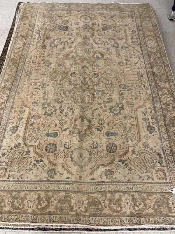 Rug Design: Tabriz Persian Rug#: 2236 Rug Size: 6.4 ft x9.5 ft Rug Design: Tabriz Persian Rug#: 2236 Rug Size: 6.4 ft x9.5 ft