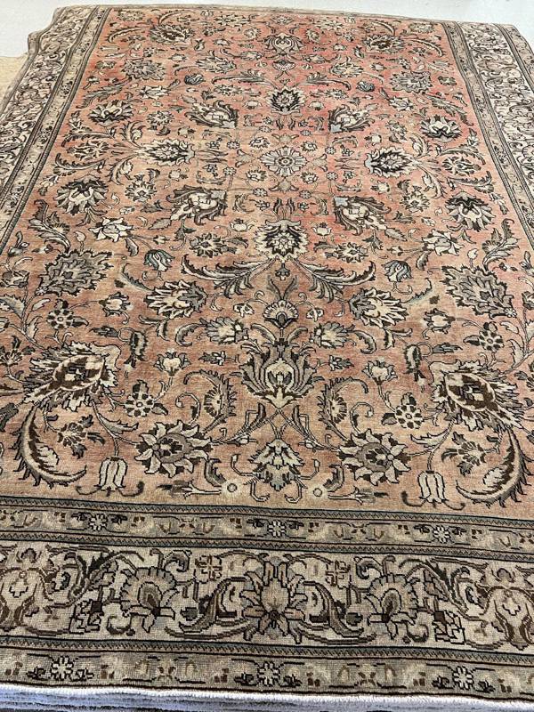 Rug Design: Tabriz Persian Rug#: 225 Rug Size: 9.9 ft x 13 ft Rug Design: Tabriz Persian Rug#: 225 Rug Size: 9.9 ft x 13 ft
