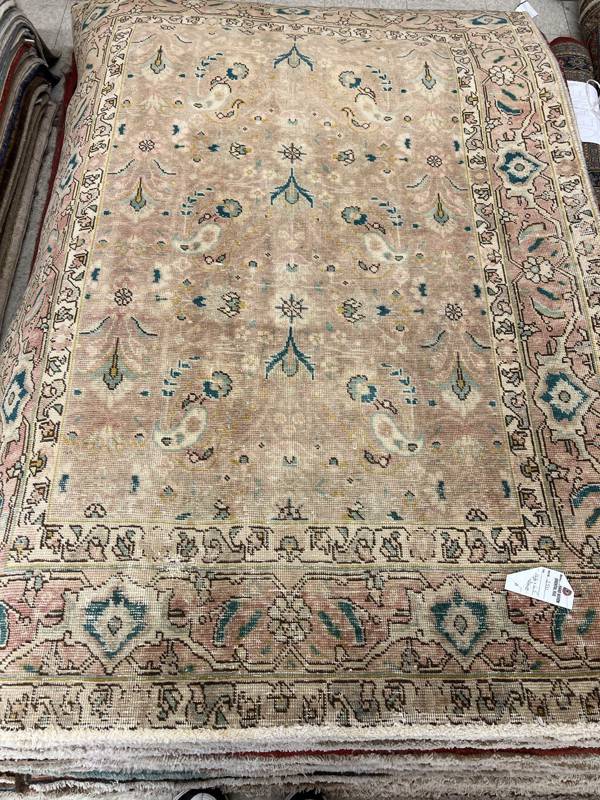 Rug Design: Tabriz Persian Rug#: 2511 Rug Size: 4.6 ft x 6.5 ft Rug Design: Tabriz Persian Rug#: 2511 Rug Size: 4.6 ft x 6.5 ft