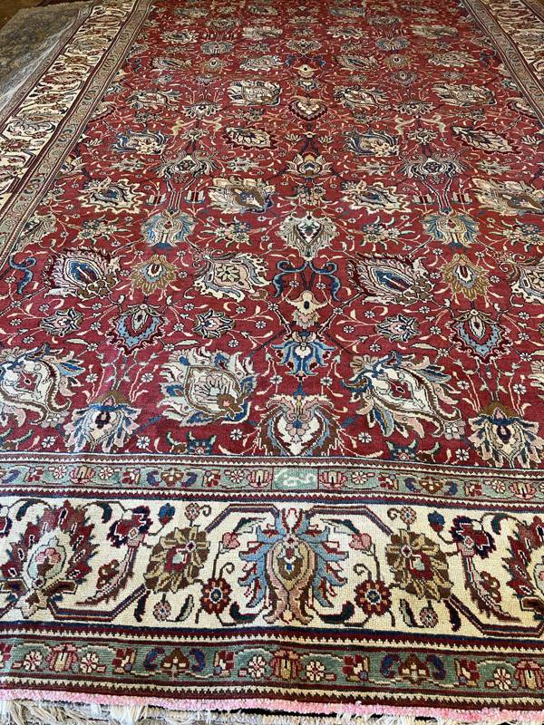 Rug Design: Tabriz Persian Rug#: 2516 Rug Size: 9.10x15.6 ft Rug Design: Tabriz Persian Rug#: 2516 Rug Size: 9.10x15.6 ft
