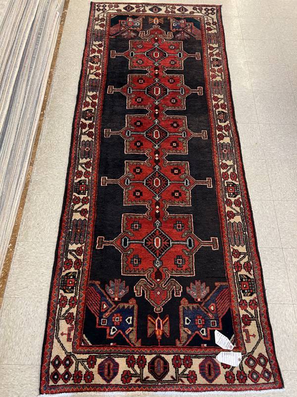 Rug Design: Hamedan Persian Rug#: 365 Rug Size: 3.9 ft x9.9 ft Rug Design: Hamedan Persian Rug#: 365 Rug Size: 3.9 ft x9.9 ft