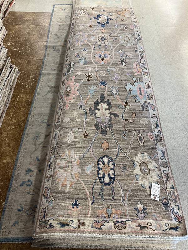 Rug Design: Oushak Pakistan Rug#: 4061 Rug Size: 2.10 ft x9.10 ft Rug Design: Oushak Pakistan Rug#: 4061 Rug Size: 2.10 ft x9.10 ft