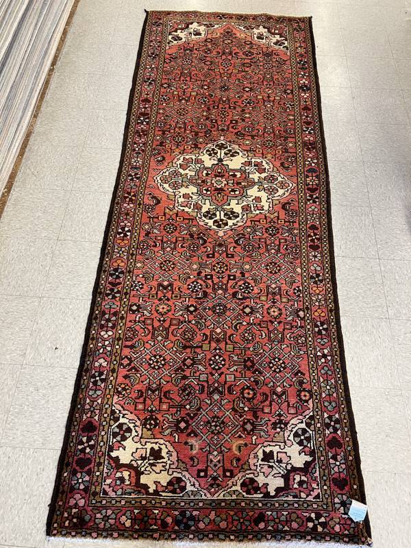 Rug Design: Heriz Persian Rug#: 4139 Rug Size: 3.8 ft x10.2 ft Rug Design: Heriz Persian Rug#: 4139 Rug Size: 3.8 ft x10.2 ft