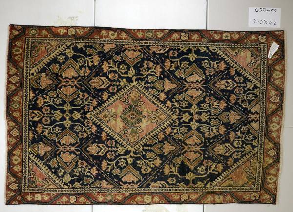 Rug#: 600488 Rug Size: 3.10 ft x 6.2 ft Rug#: 600488 Rug Size: 3.10 ft x 6.2 ft
