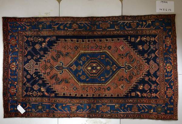 Rug#: 1444 Rug Size: 4ft x 6 ft Rug#: 1444 Rug Size: 4ft x 6 ft