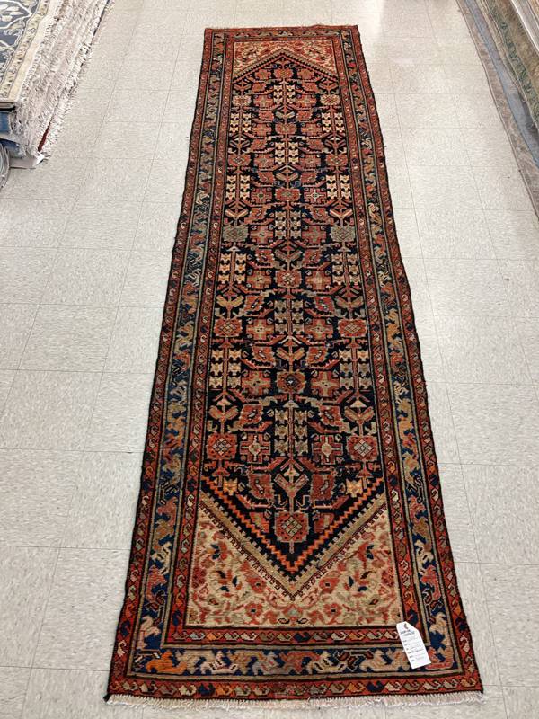 Rug Design: Malayer Persian Rug#: 5009 Rug Size: 3.2 ft x 11.7 ft Rug Design: Malayer Persian Rug#: 5009 Rug Size: 3.2 ft x 11.7 ft