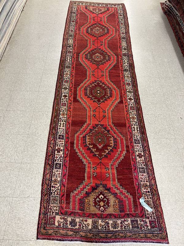 Rug Design: Heriz Persian Rug#: 516 Rug Size: 3.4 ft x12.8 ft Rug Design: Heriz Persian Rug#: 516 Rug Size: 3.4 ft x12.8 ft
