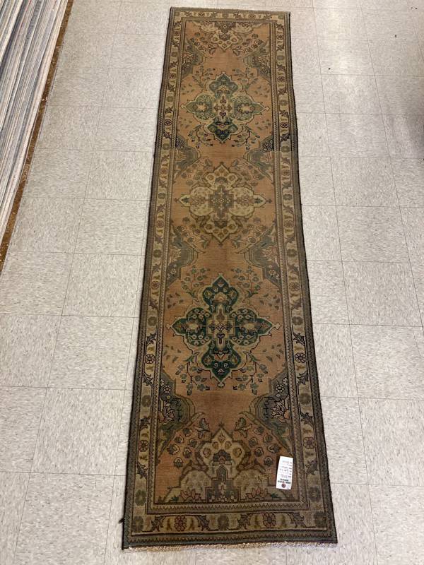 Rug Design: Tabriz Persian Rug#: 5476 Rug Size: 2.6 ft x9.6 ft Rug Design: Tabriz Persian Rug#: 5476 Rug Size: 2.6 ft x9.6 ft