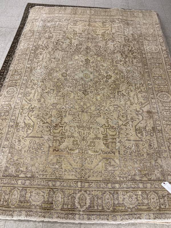 Rug Design: Tabriz Persian Rug#: 5505 Rug Size: 6.6 ft x9.5 ft Rug Design: Tabriz Persian Rug#: 5505 Rug Size: 6.6 ft x9.5 ft