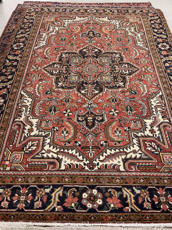 Rug Design: Serapi Persian Rug#: 5621 Rug Size: 8.1 ft x 11.2 ft Rug Design: Serapi Persian Rug#: 5621 Rug Size: 8.1 ft x 11.2 ft