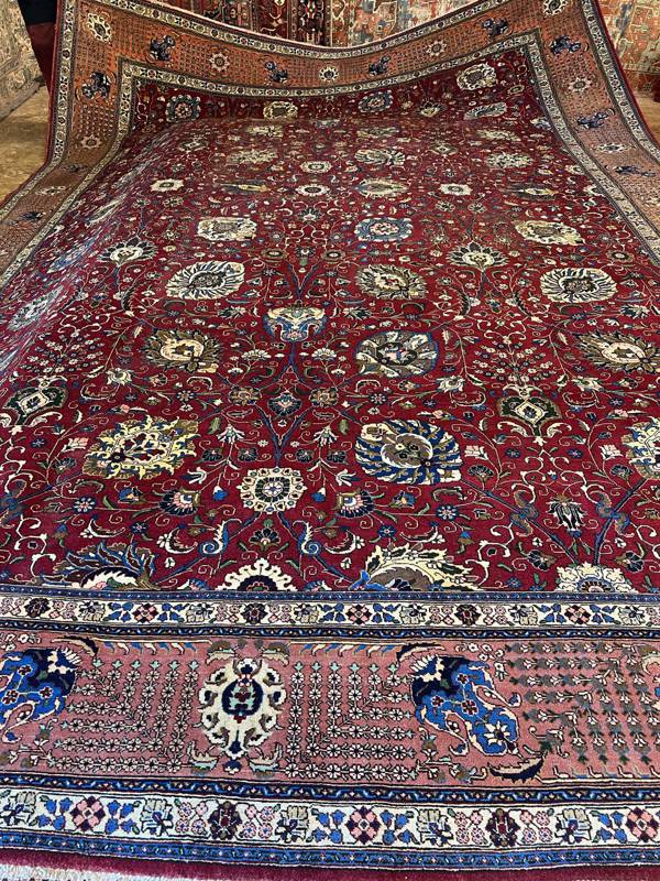 Rug Design: Tabriz Persian Rug#: 5662 Rug Size: 13.9x19.10 ft Rug Design: Tabriz Persian Rug#: 5662 Rug Size: 13.9x19.10 ft