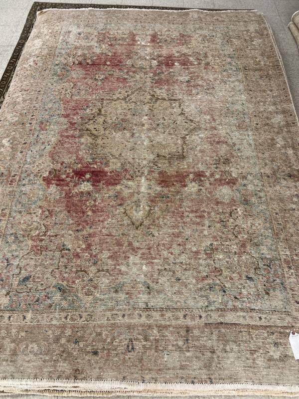 Rug Design: Tabriz Persian Rug#: 6087 Rug Size: 6.8 ft x9.6 ft Rug Design: Tabriz Persian Rug#: 6087 Rug Size: 6.8 ft x9.6 ft