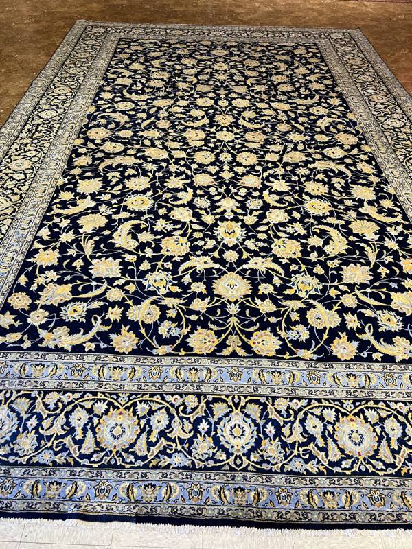 Rug Design: Kashan Persian Rug#: 7011 Rug Size: 11.7 ft x 18 ft Rug Design: Kashan Persian Rug#: 7011 Rug Size: 11.7 ft x 18 ft