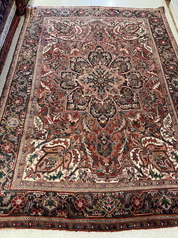 Rug Design: Heriz Persian Rug#: 7407 Rug Size: 8 ft x 11.3 ft Rug Design: Heriz Persian Rug#: 7407 Rug Size: 8 ft x 11.3 ft