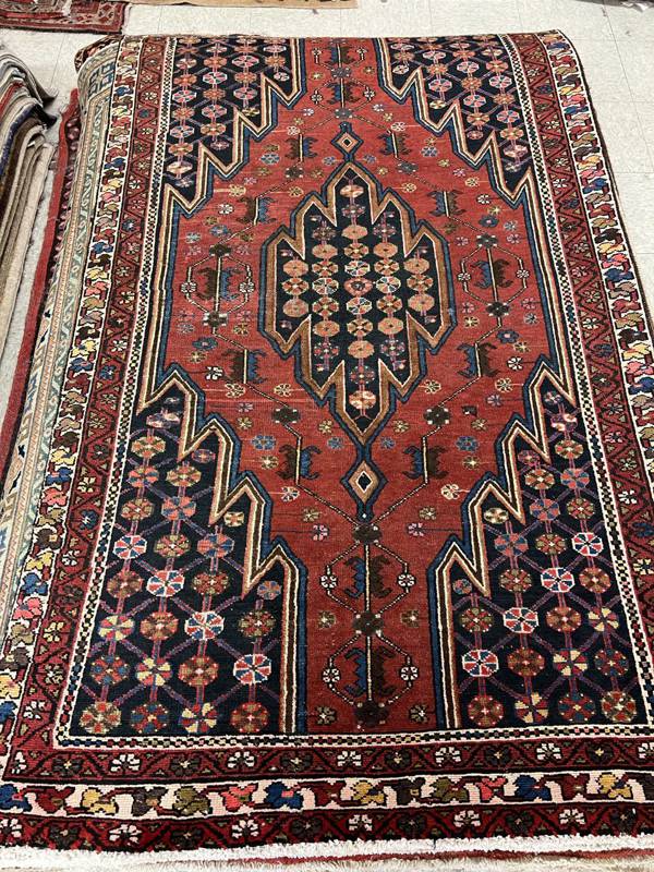 Rug Design: Hamedan Persian Rug#: 8955 Rug Size: 3.11 ft x 6.4 ft Rug Design: Hamedan Persian Rug#: 8955 Rug Size: 3.11 ft x 6.4 ft