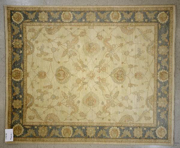 Rug#: 114650 Rug Size: 9.10 ft x 8.1 ft Rug#: 114650 Rug Size: 9.10 ft x 8.1 ft
